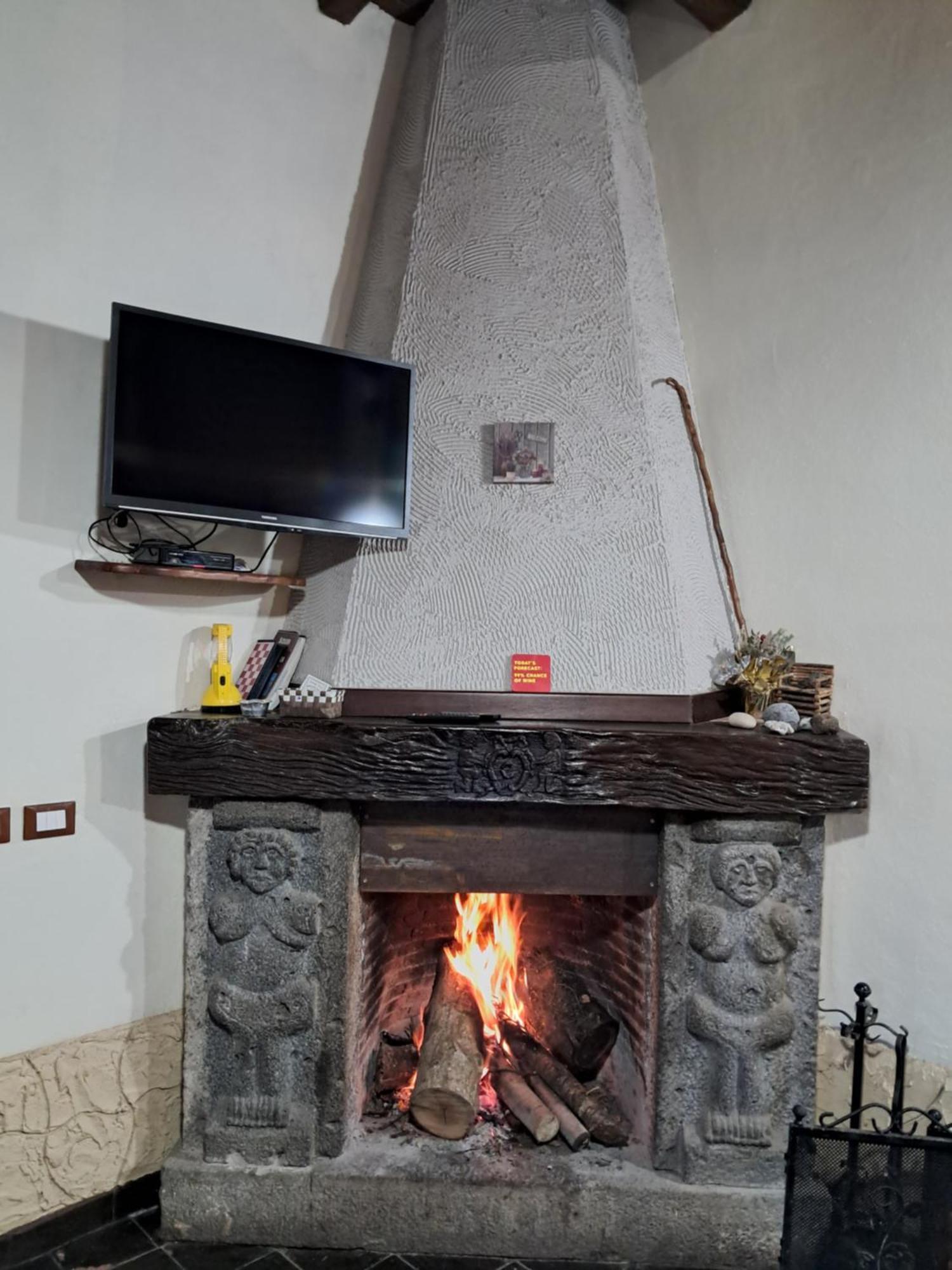 Casa Etna Vila Bronte Exterior foto